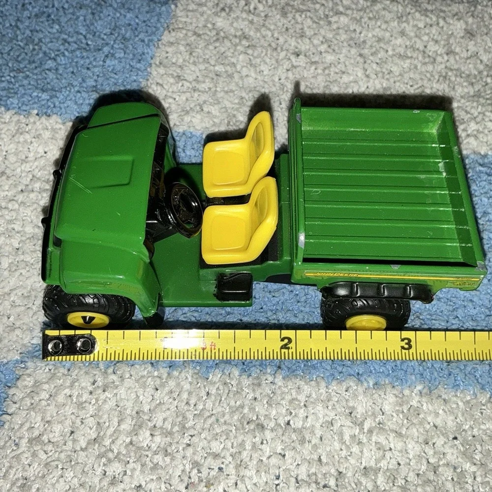 John Deere HPX 4x4 Gator  Ertl 1/64 Scale diecast farm toy tractor implement